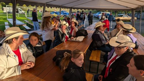 PXL 20251004 163801349