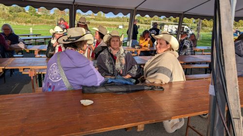 PXL 20251004 163812976