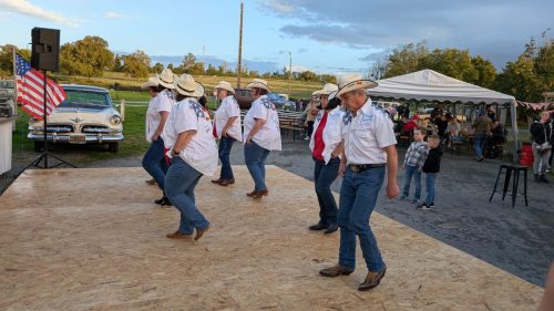 PXL 20251004 170142305