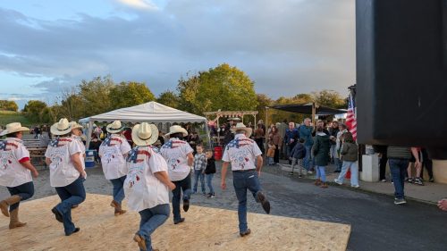 PXL 20251004 170156338